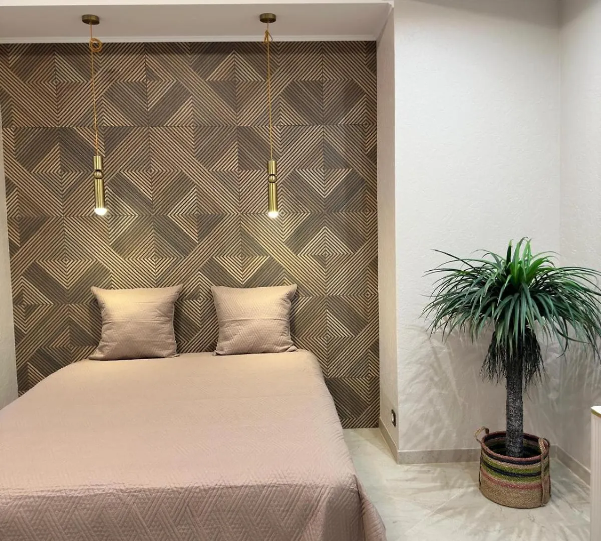 شقة Extraordinaire Grand Studio Au Centre 6 Minutes A Pied De La Plage Et L'Hotel Negresco نيس